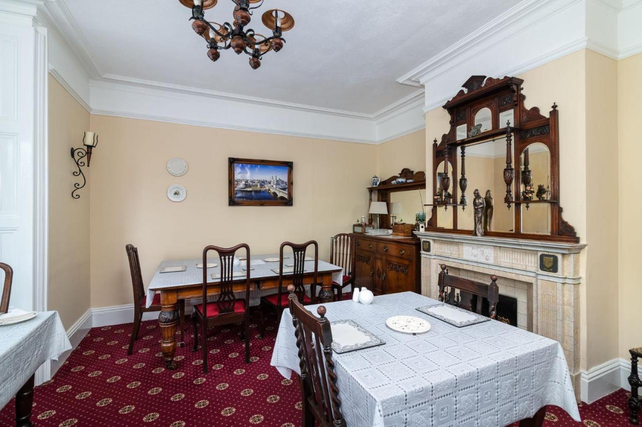 Riverdale House B&B Атлоун Екстериор снимка